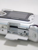 📸 Sanyo VPC-X360 LCD DIGITAL CÂMERA 1.3mpx - PRATA