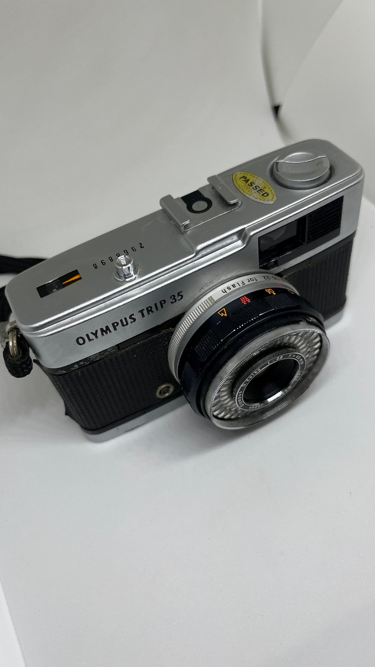 Câmera Fotográfica Analógica Olympus Trip 35 com Lente 40mm