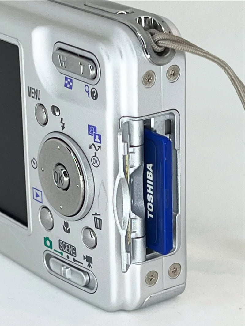 Nikon Coolpix S1 • PRATA – 5.1mpx