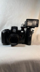 Câmera Fotográfica Analógica
 Sony Analógica Motor Drive com HandGrip e Flash