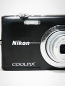 Nikon Coolpix S2600 PRETA 14mpx - PRETA