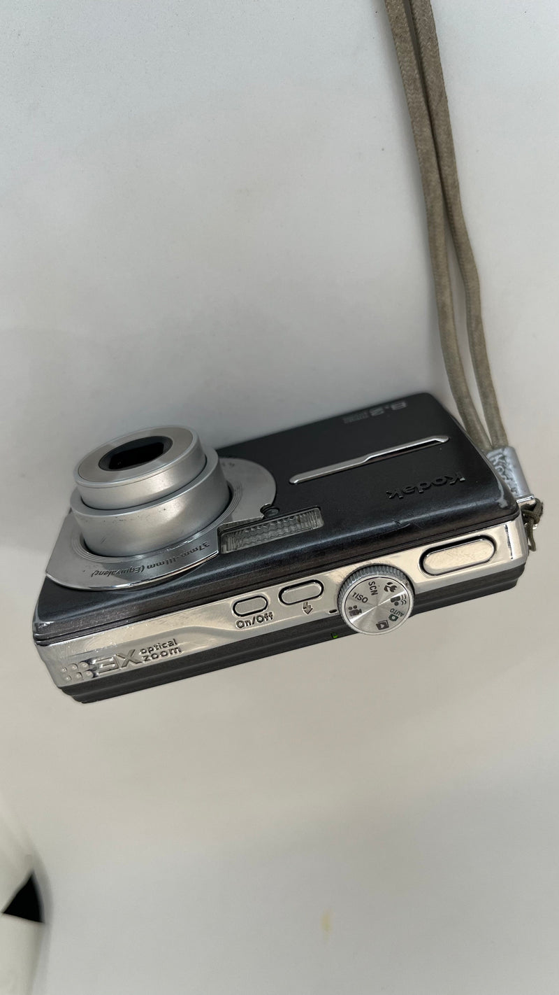 Kodak EasyShare M853 – 8.0 MPX – Cinza