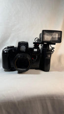 Câmera Fotográfica Analógica
 Sony Analógica Motor Drive com HandGrip e Flash