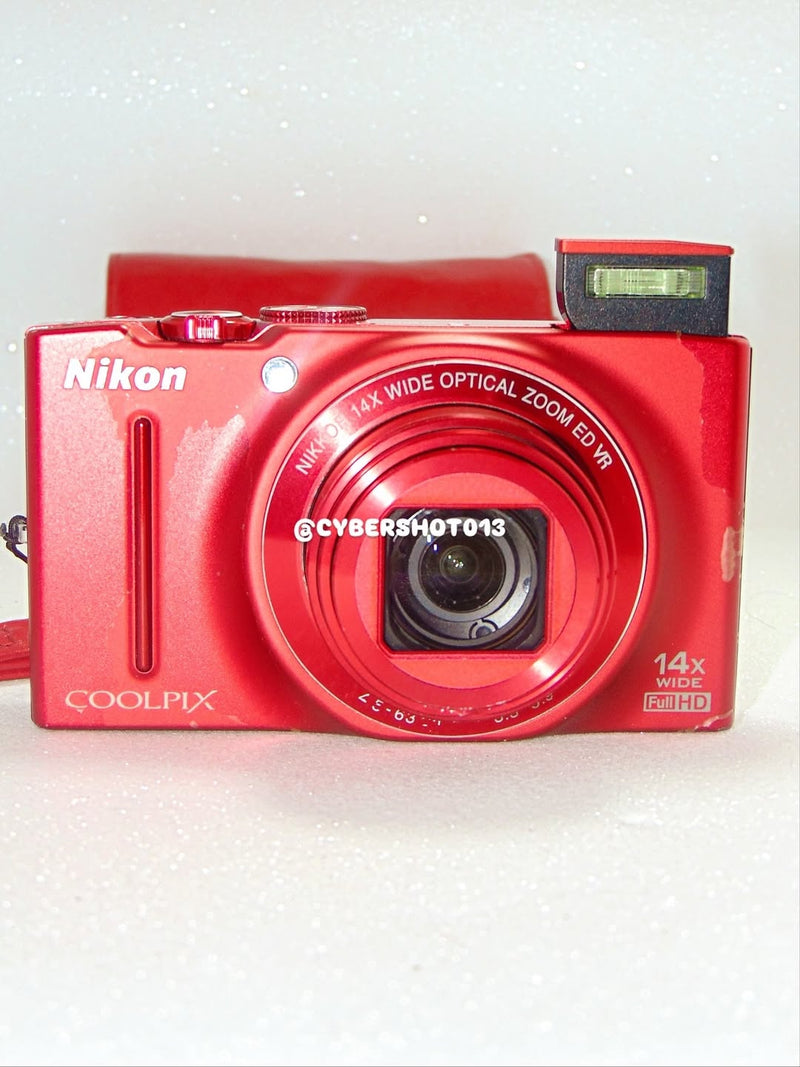 Nikon Coolpix S8200 16.1 mpx FULL HD – VERMELHA