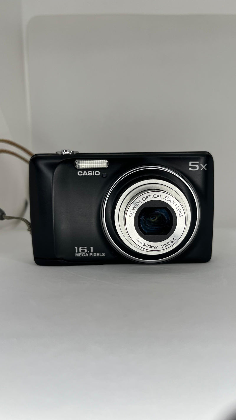 Casio QV-R300 – 16.1MP Preta