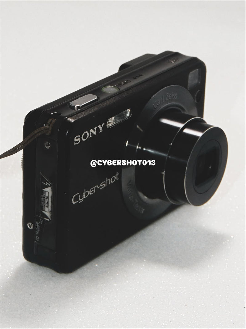 Sony Cybershot DSC-W120 com lente Carl Zeiss 7,2 mpx – PRETA